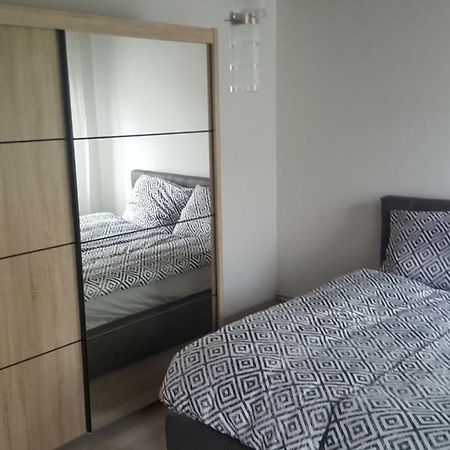 Gutenberg Utca Apartman Сегед Экстерьер фото