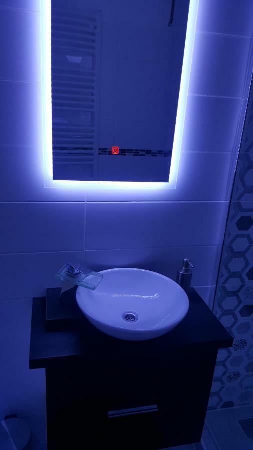 Gutenberg Utca Apartman Сегед Экстерьер фото