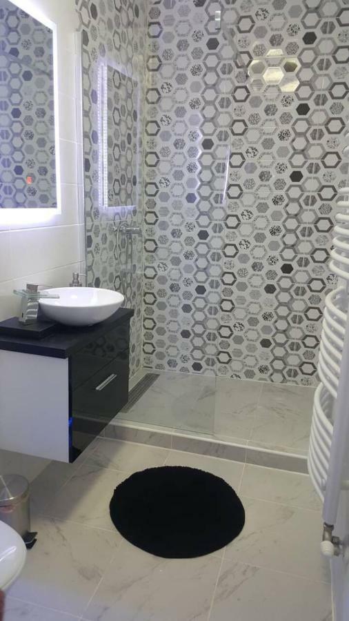 Gutenberg Utca Apartman Сегед Экстерьер фото