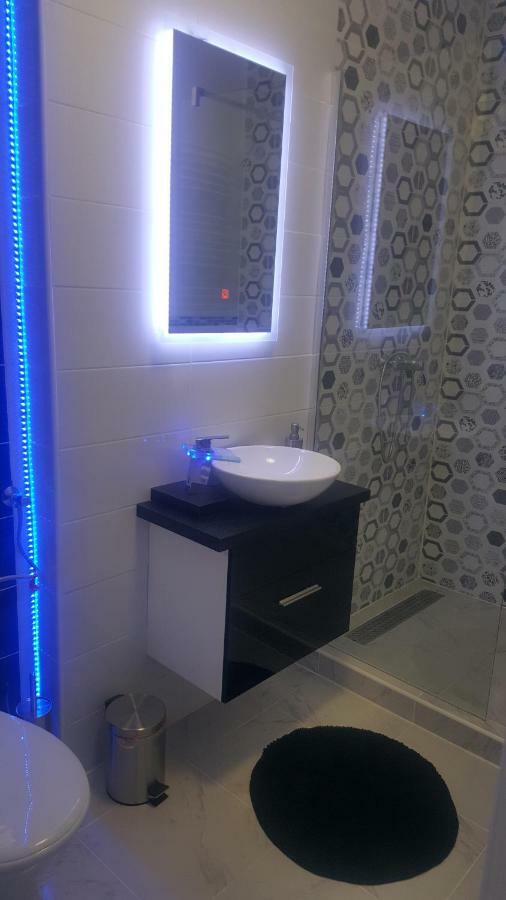 Gutenberg Utca Apartman Сегед Экстерьер фото