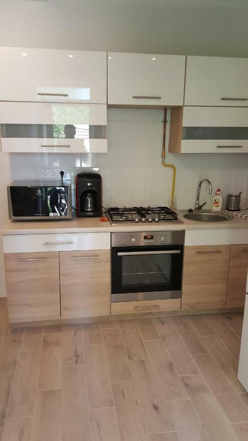 Gutenberg Utca Apartman Сегед Экстерьер фото